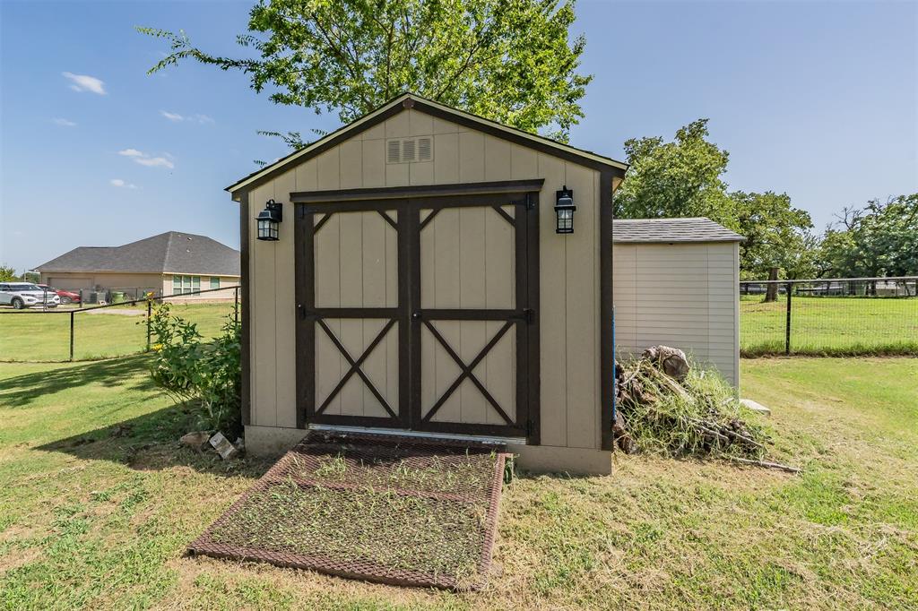 1268 County Road 4797 Springtown, TX 76082 - Photo 38 of 40 Gallery Image 38