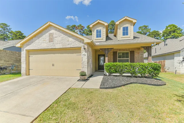 $299,900 | 1704 Wandering Hills Road, Conroe, TX 77304