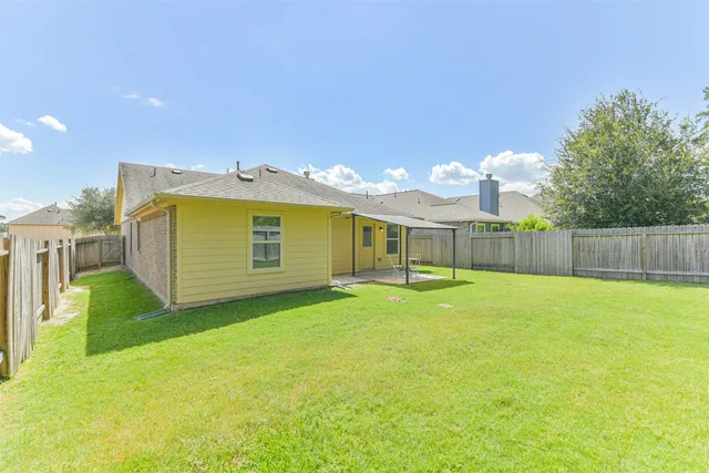 $299,900 | 1704 Wandering Hills Road, Conroe, TX 77304