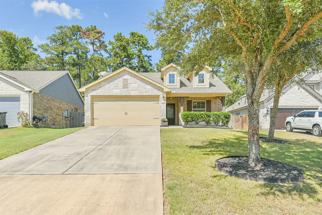 $299,900 | 1704 Wandering Hills Road, Conroe, TX 77304