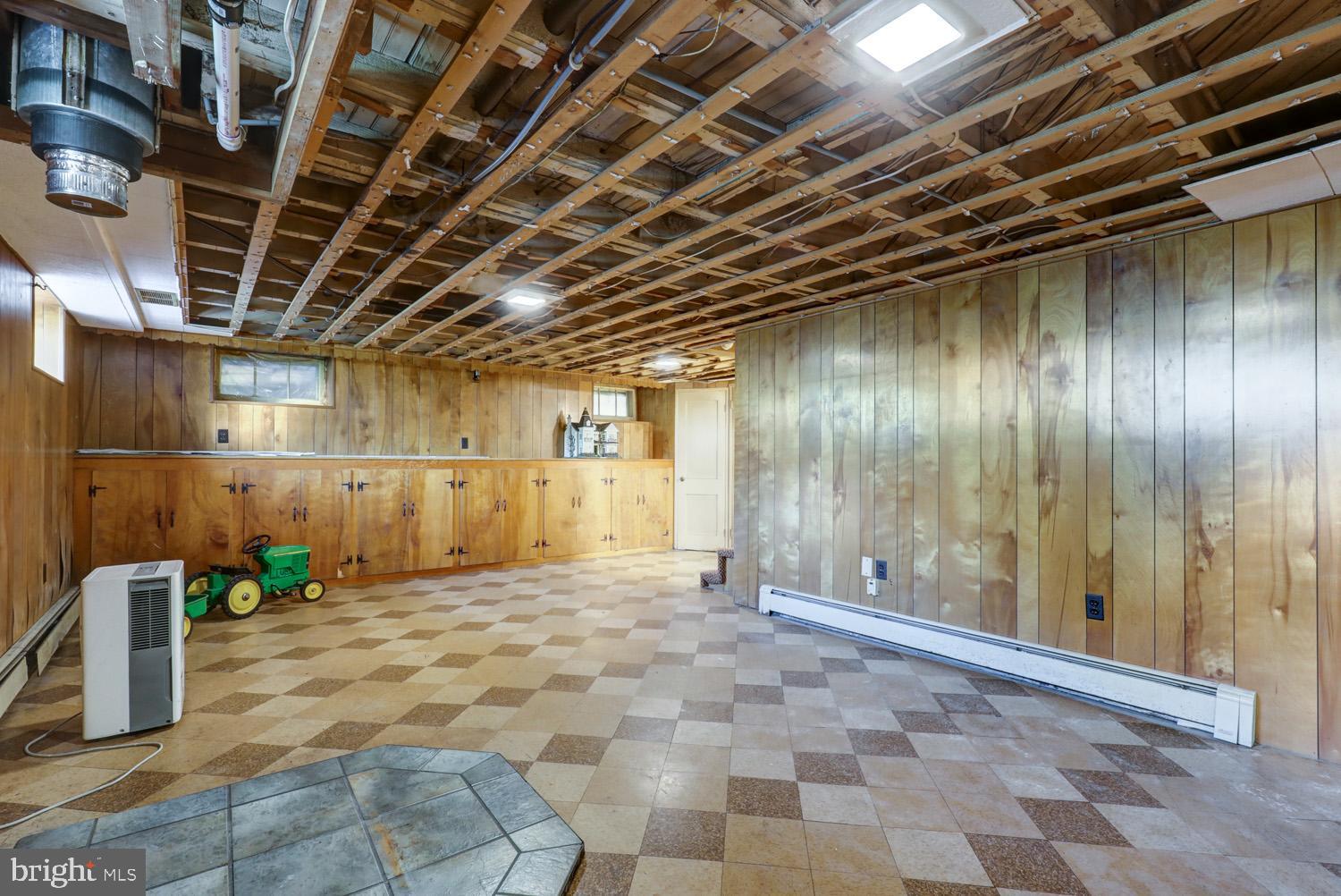 483 Angora Road Reading, PA 19606 - Photo 36 of 73