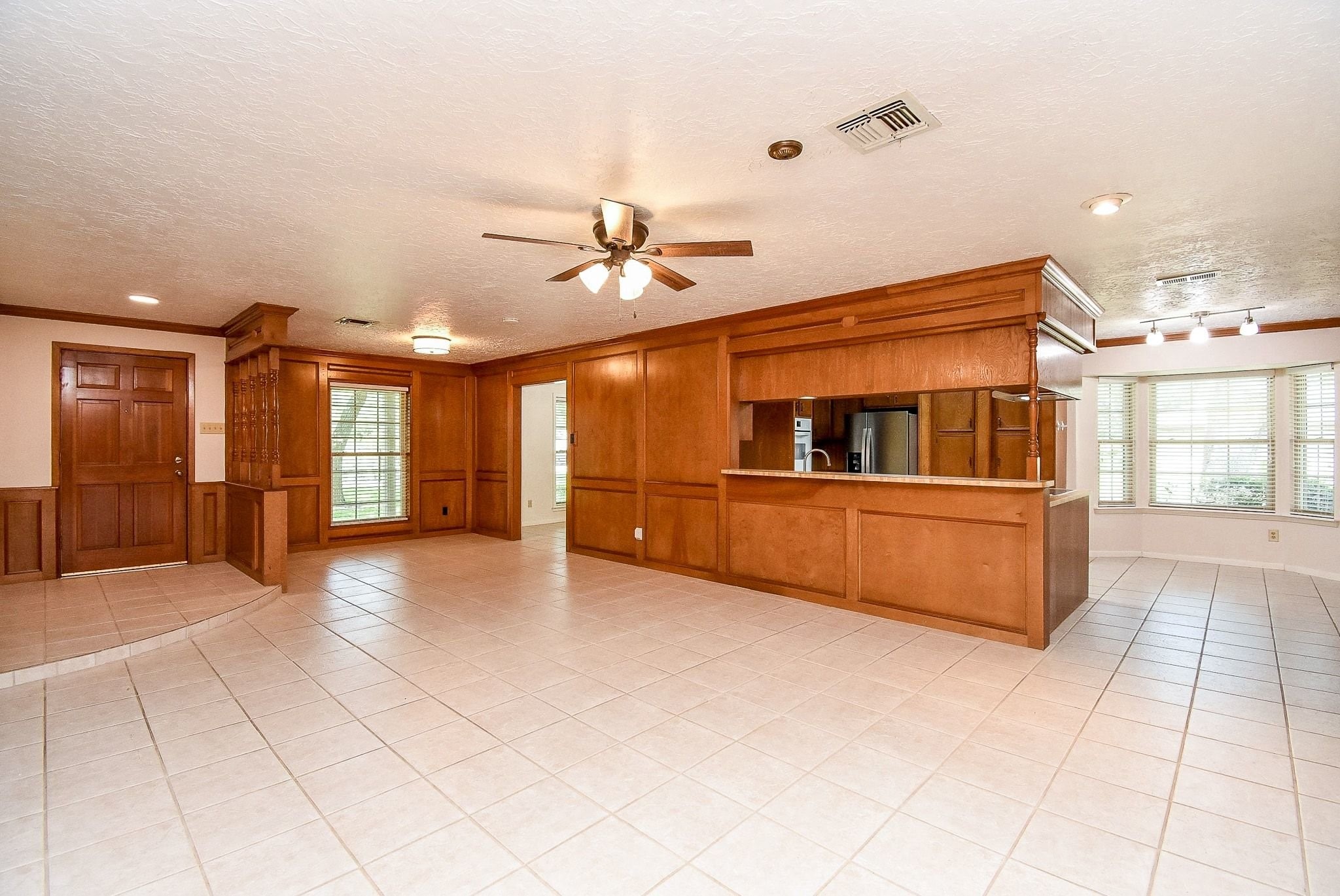 2719 Vail Road Rosenberg, TX 77471 - Photo 10 of 36 a view of an empty room with a window