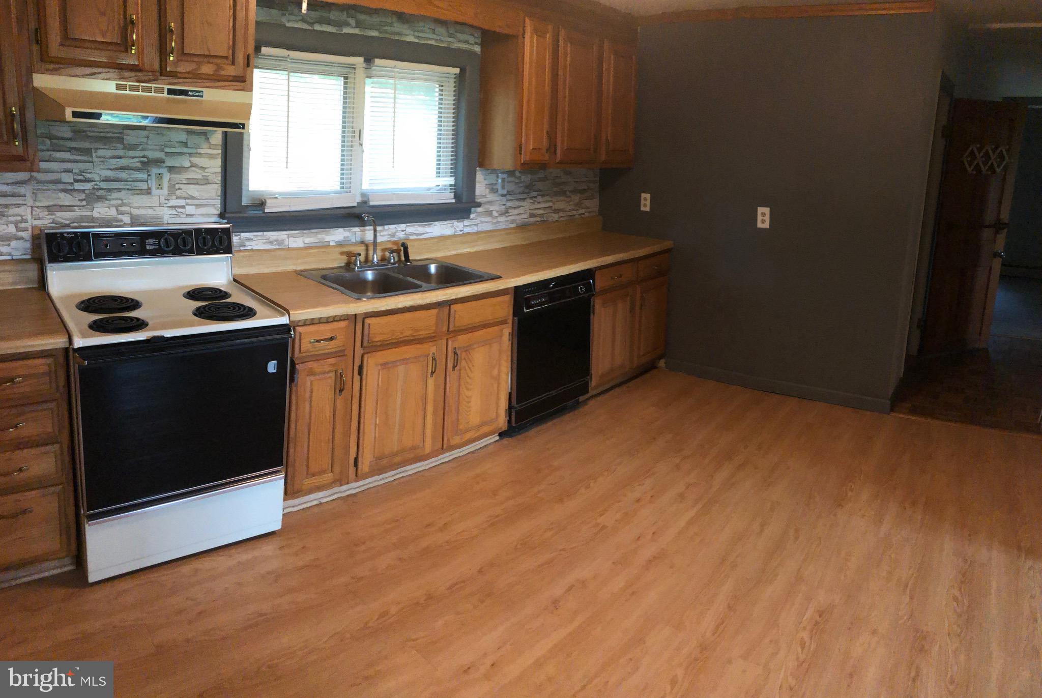 5504 Forge Road Nottingham, PA 19362 - Photo 3 of 10