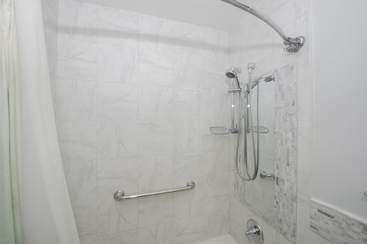 5801 North Sheridan Road, Unit 18C Chicago, IL 60660 - Photo 20 of 37 Gallery Image 20