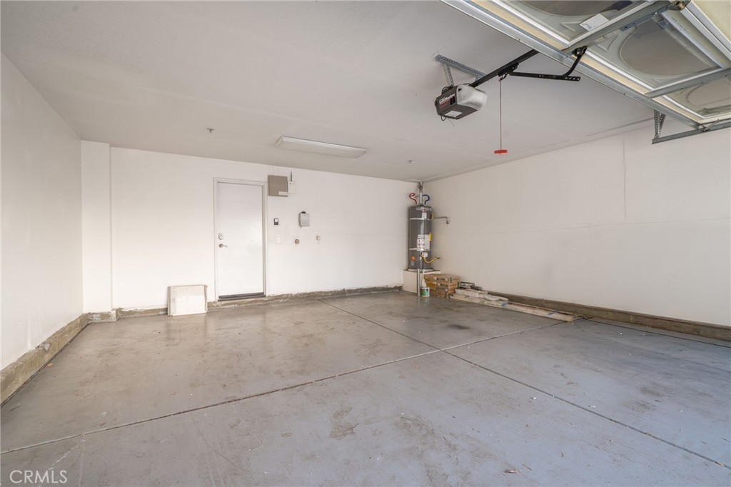 7331 Shelby Place, Unit 102 Rancho Cucamonga, CA 91739 - Photo 33 of 44 a view of an empty room