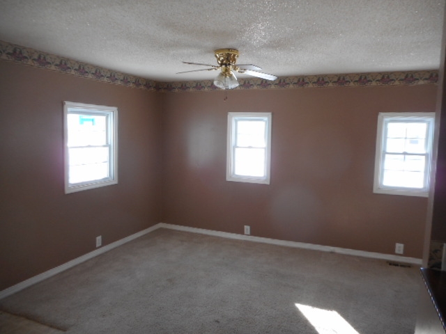 417 North Claypool Road Muncie, IN 47303 - Photo 6 of 14