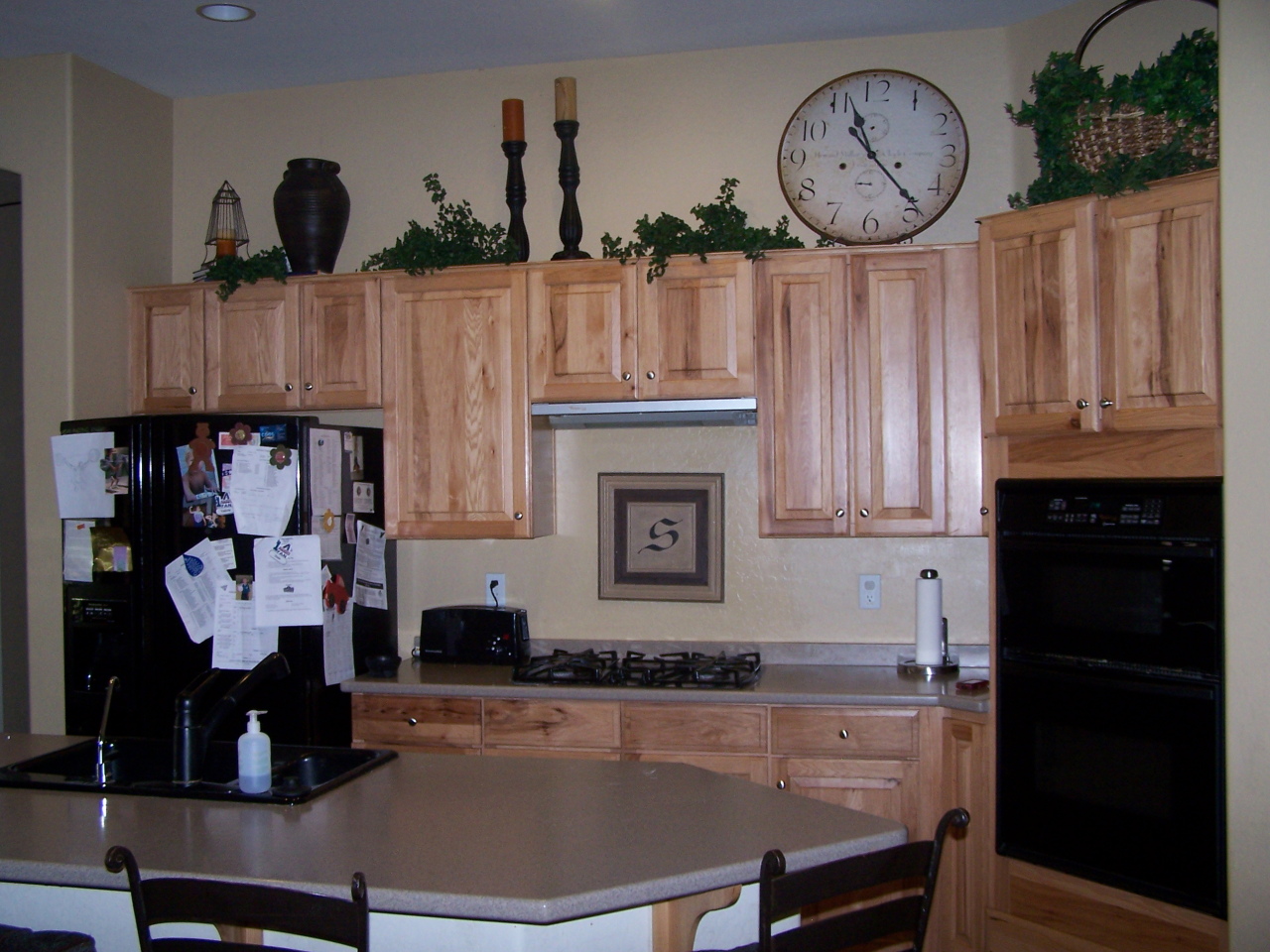 4293 East Reins Road Gilbert, AZ 85297 - Photo 4 of 6 Kitchen 2