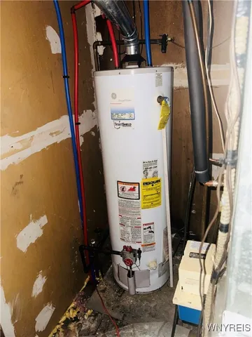 $279,900 | 1677 Main Street, Buffalo, NY 14209