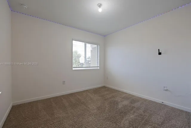 $2,400 | 1014 Southeast 23rd Avenue, Homestead, FL 33035