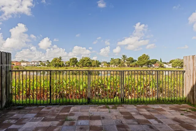 $2,400 | 1014 Southeast 23rd Avenue, Homestead, FL 33035