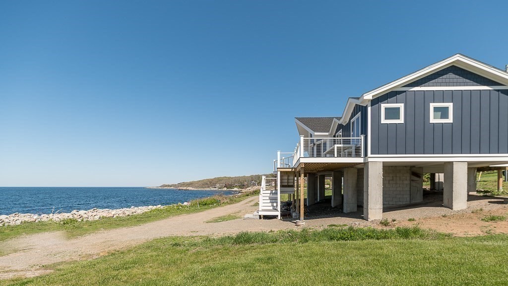 14 Sunset Point Road, Unit SUMMER Gloucester, MA 01930 - Photo 30 of 40 Gallery Image 30