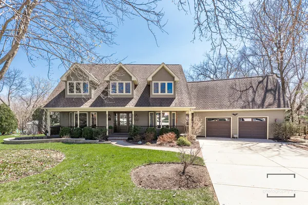 $850,000 | 1117 Jefferson Avenue, Downers Grove, IL 60516