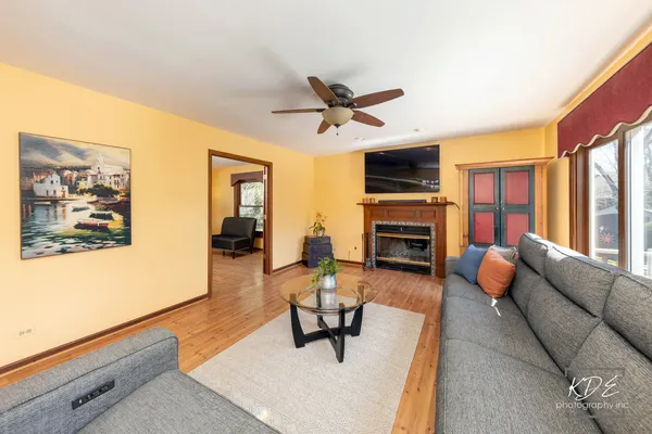$850,000 | 1117 Jefferson Avenue, Downers Grove, IL 60516