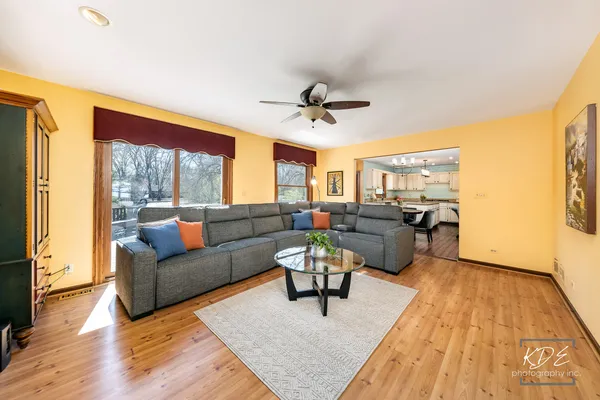 $850,000 | 1117 Jefferson Avenue, Downers Grove, IL 60516