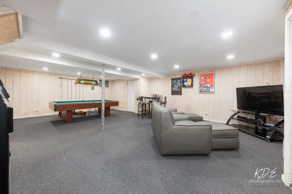 $850,000 | 1117 Jefferson Avenue, Downers Grove, IL 60516