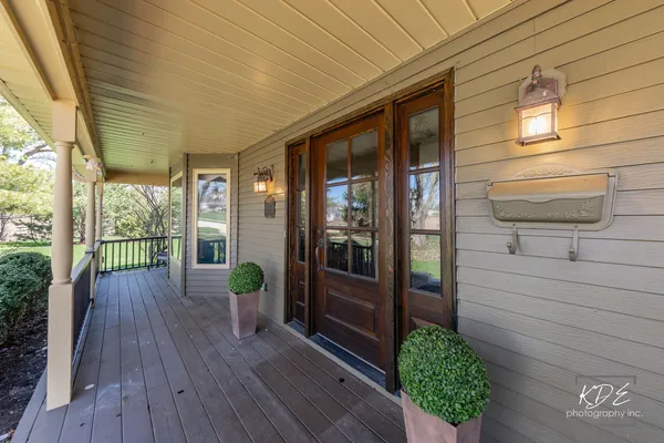 $850,000 | 1117 Jefferson Avenue, Downers Grove, IL 60516