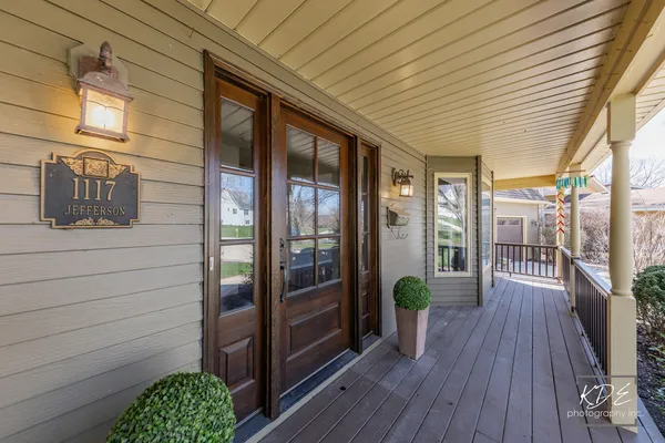$850,000 | 1117 Jefferson Avenue, Downers Grove, IL 60516