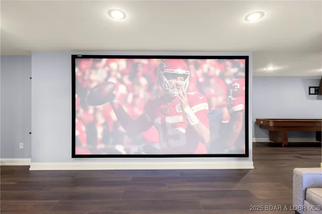 $1,250,000 | 126 West Cross Fox Trail, Camdenton, MO 65020