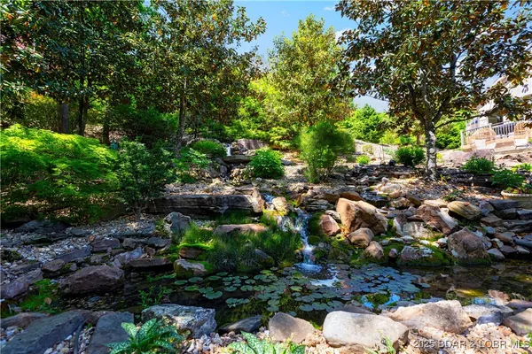 $1,250,000 | 126 West Cross Fox Trail, Camdenton, MO 65020