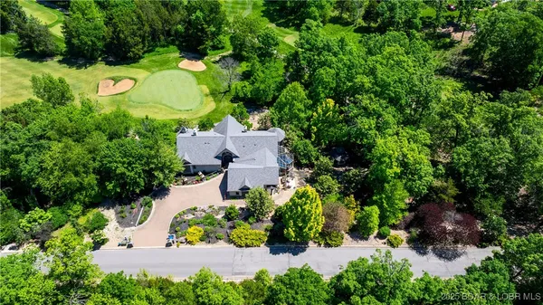 $1,250,000 | 126 West Cross Fox Trail, Camdenton, MO 65020