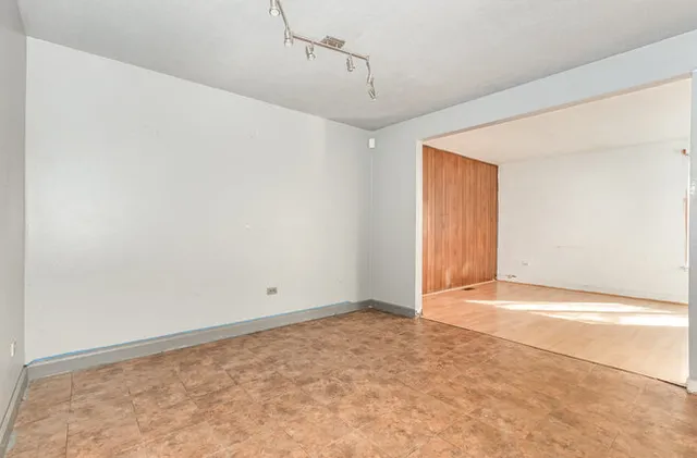 $147,700 | 1043 Ashridge Lane, University Park, IL 60484