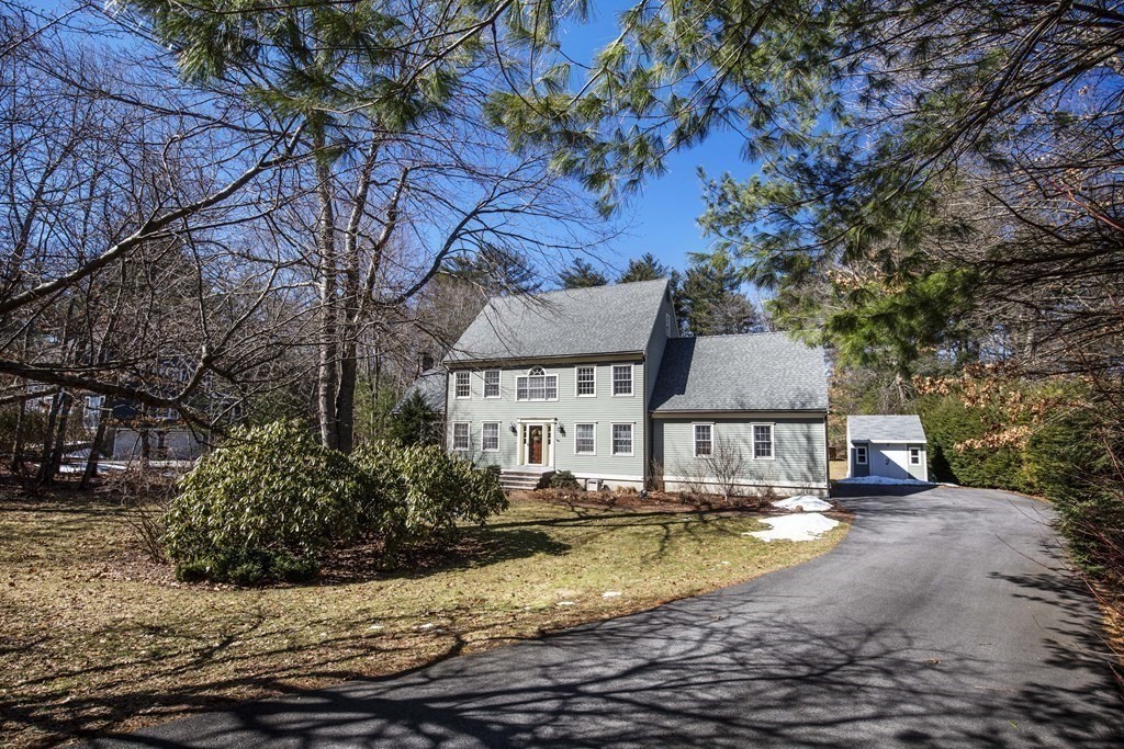 33 Wilson Pond Road Rowley, MA 01969 - Photo 3 of 42