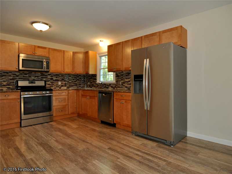 49 Cowesett Road Warwick, RI 02886 - Photo 4 of 25 Kitchen.