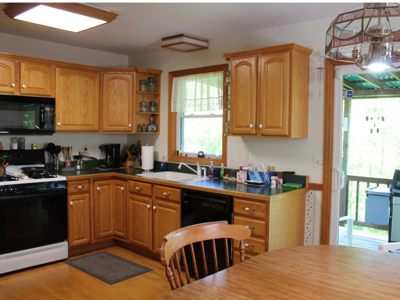 1499 French Hill Road St. Albans, VT 05478 - Photo 6 of 40
