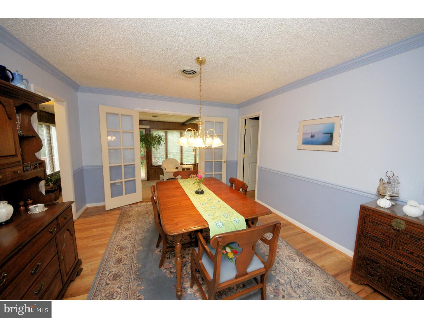 142 Bull Run Road Ewing, NJ 08638 - Photo 8 of 25