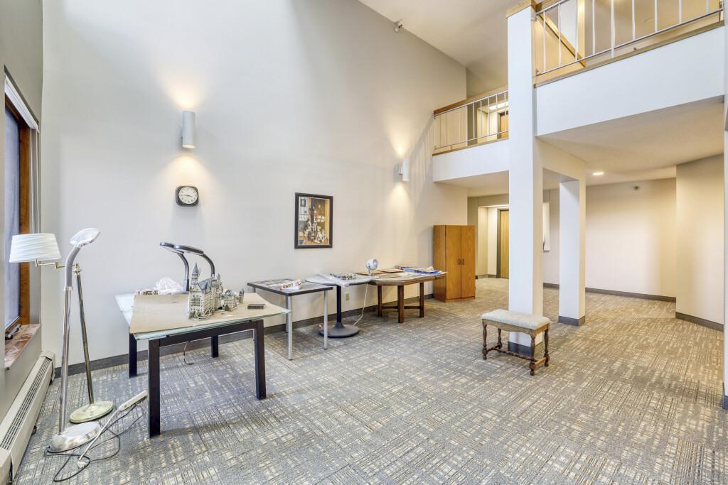 500 County B Road West, Unit 202 Roseville, MN 55113 - Photo 21 of 28