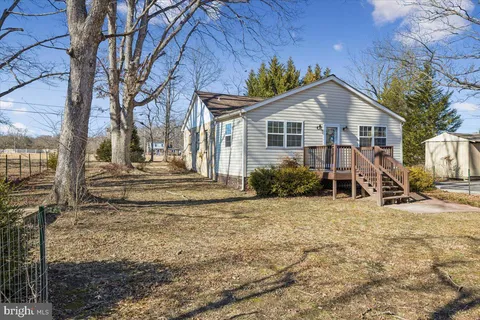 $375,000 | 18408 Indian Head Highway, Accokeek, MD 20607