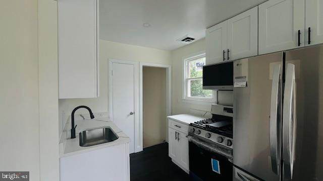 6606 Newport Road Hyattsville, MD 20784 - Photo 2 of 24