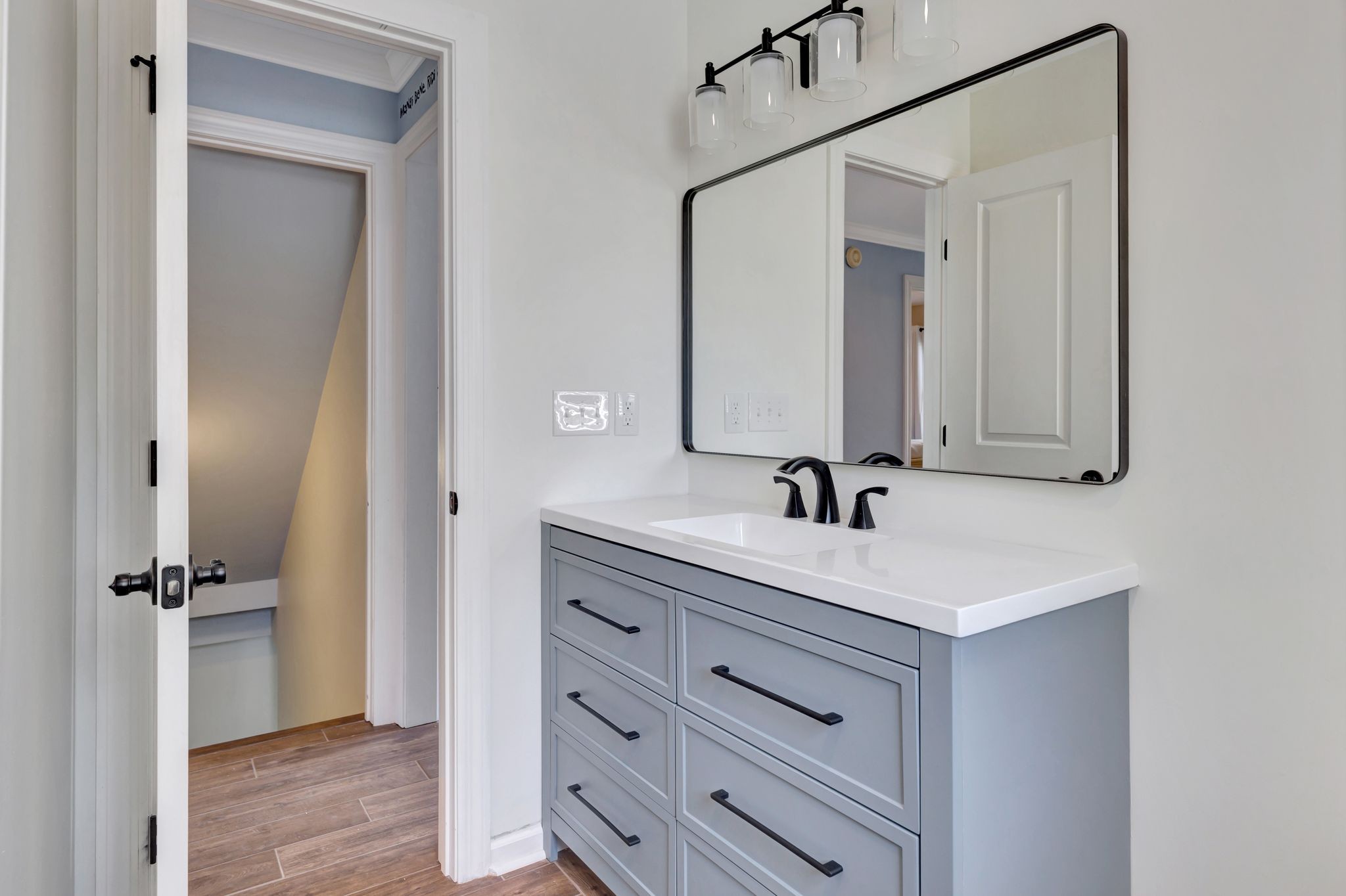 668 Bluff Drive Winchester, TN 37398 - Photo 18 of 55 a bathroom with a sink vanity granite and a mirror