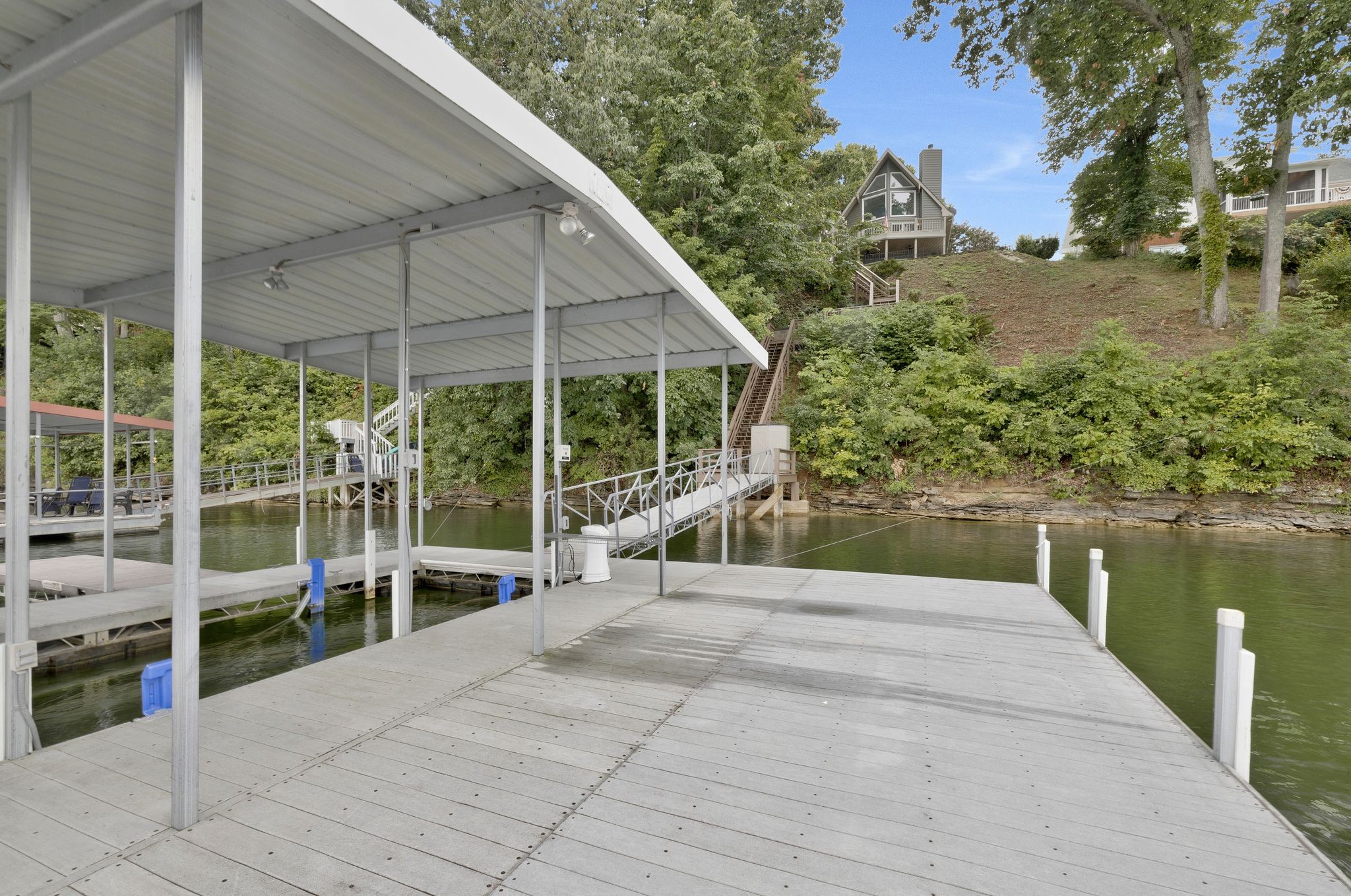 668 Bluff Drive Winchester, TN 37398 - Photo 6 of 55