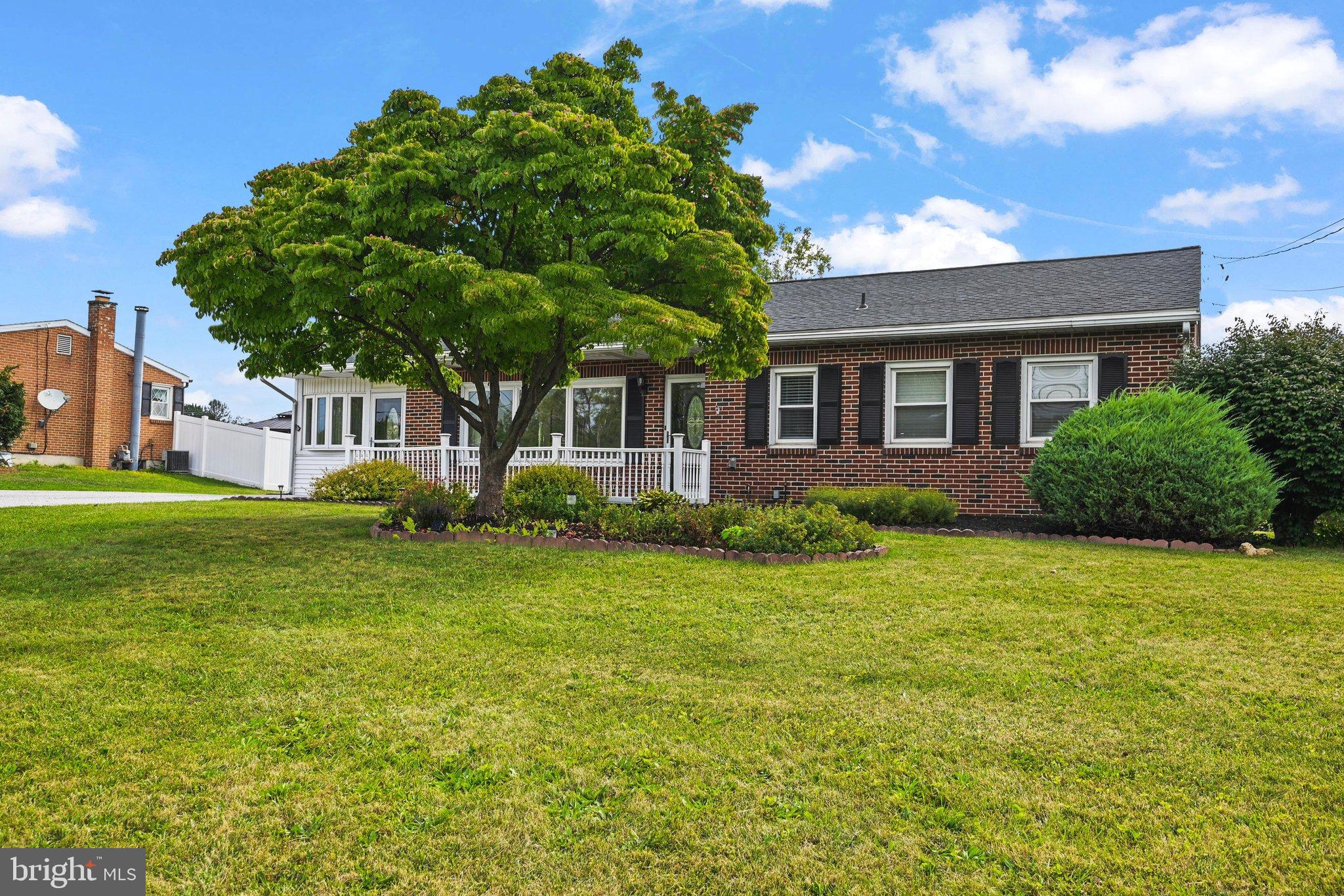 1112 Hanover Road York, PA 17408 - Photo 6 of 55 Gallery Image 6