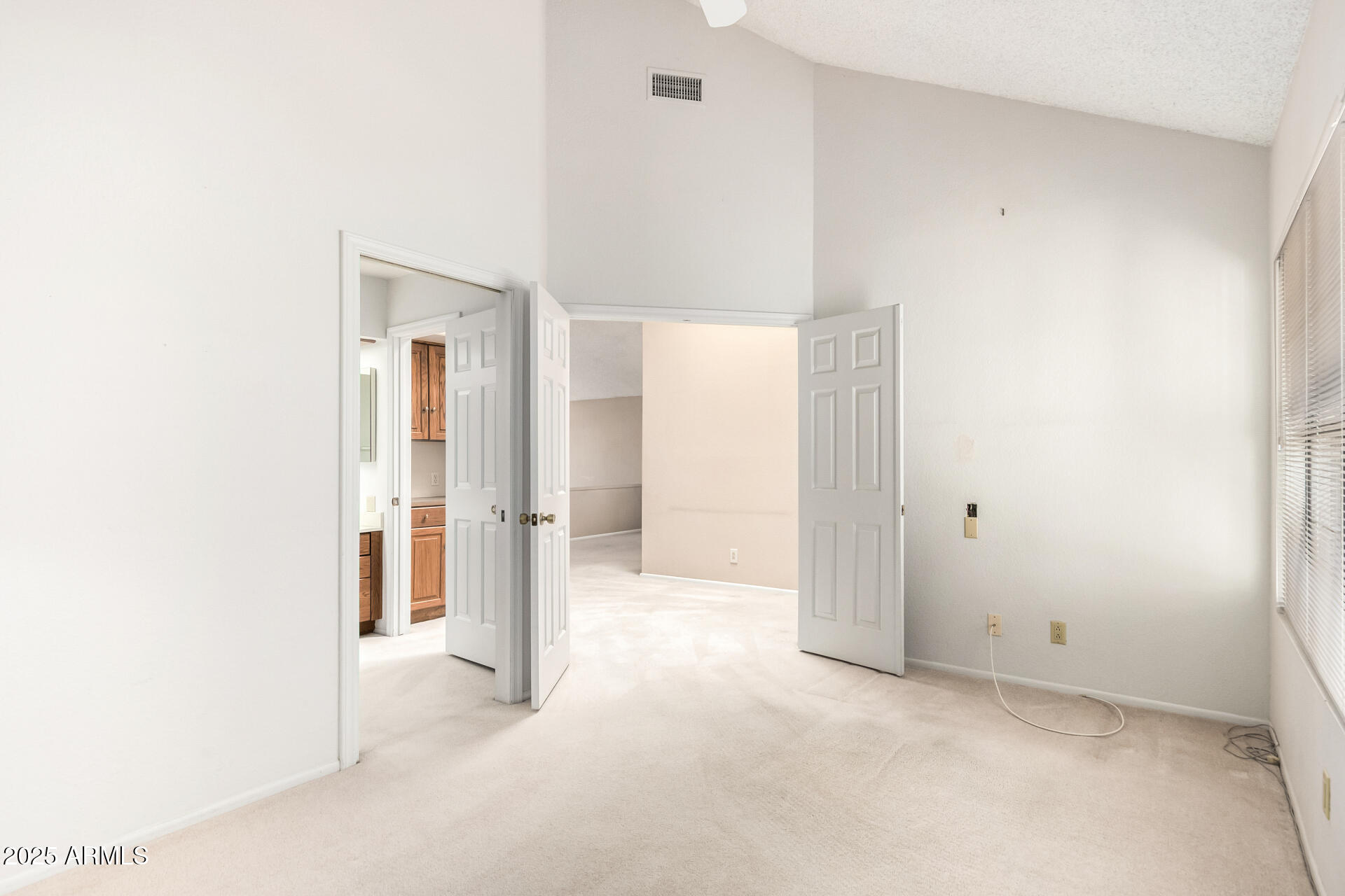 10019 East Mountain View Road, Unit 2114 Scottsdale, AZ 85258 - Photo 20 of 40 a view of an empty room