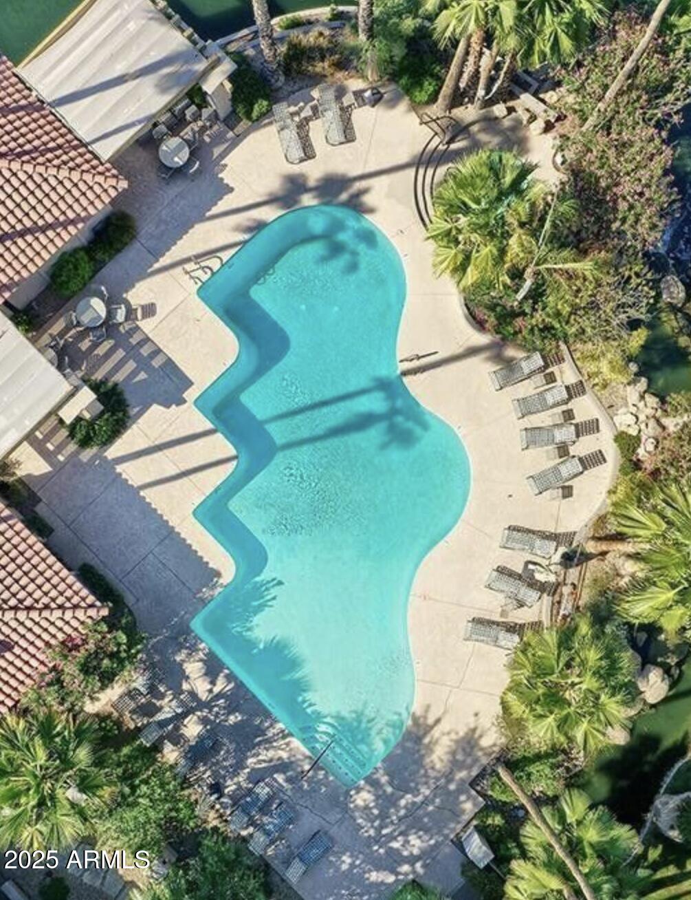 10019 East Mountain View Road, Unit 2114 Scottsdale, AZ 85258 - Photo 33 of 40 a view of a garden with an outdoor space