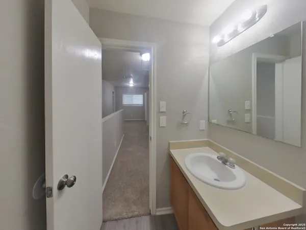 $1,289 | 4518 Safe, San Antonio, TX 78244