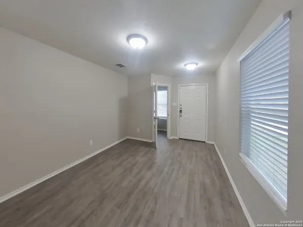 $1,289 | 4518 Safe, San Antonio, TX 78244