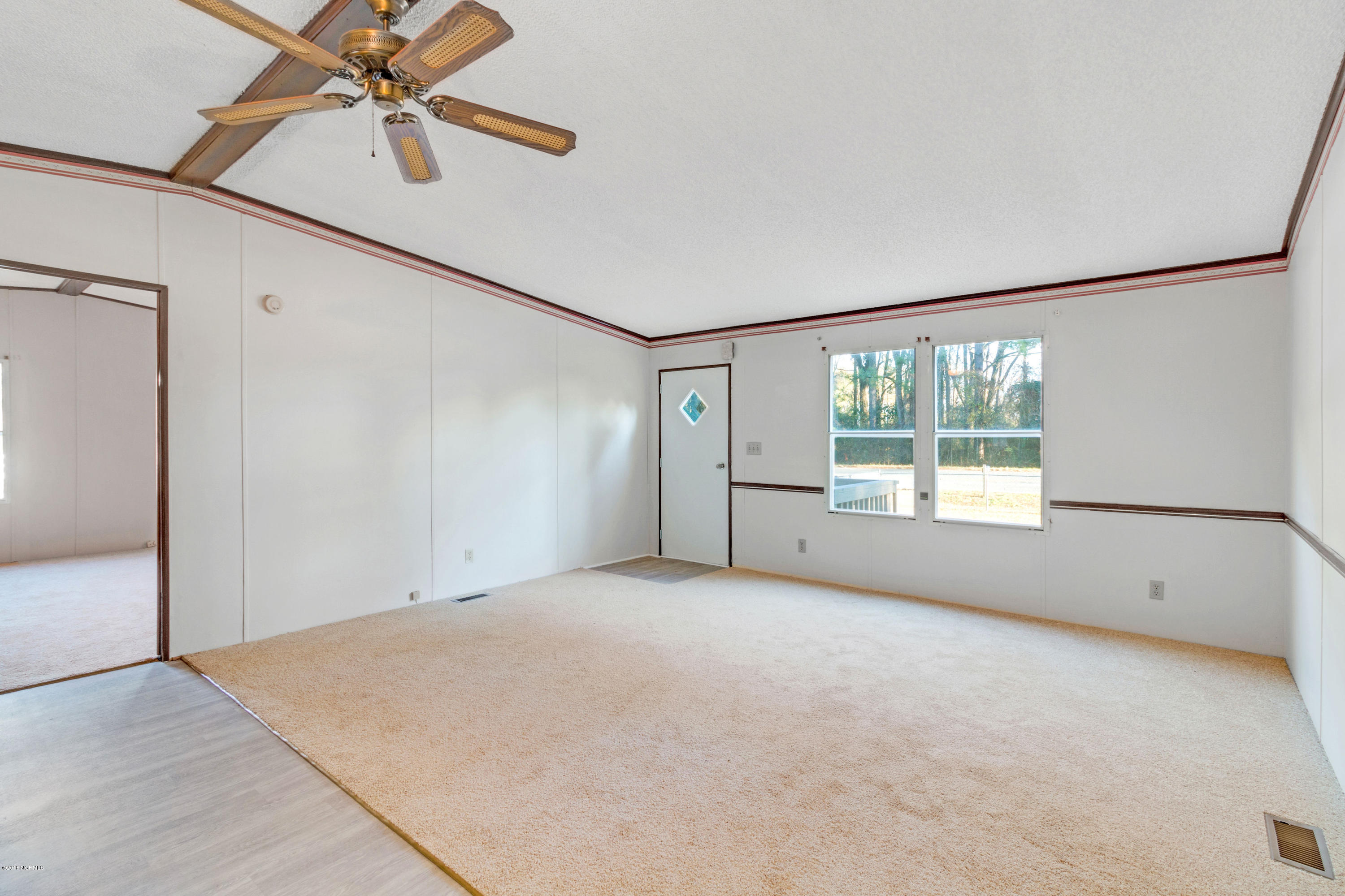 315 Barbee Road Richlands, NC 28574 - Photo 3 of 20 IMG_5711