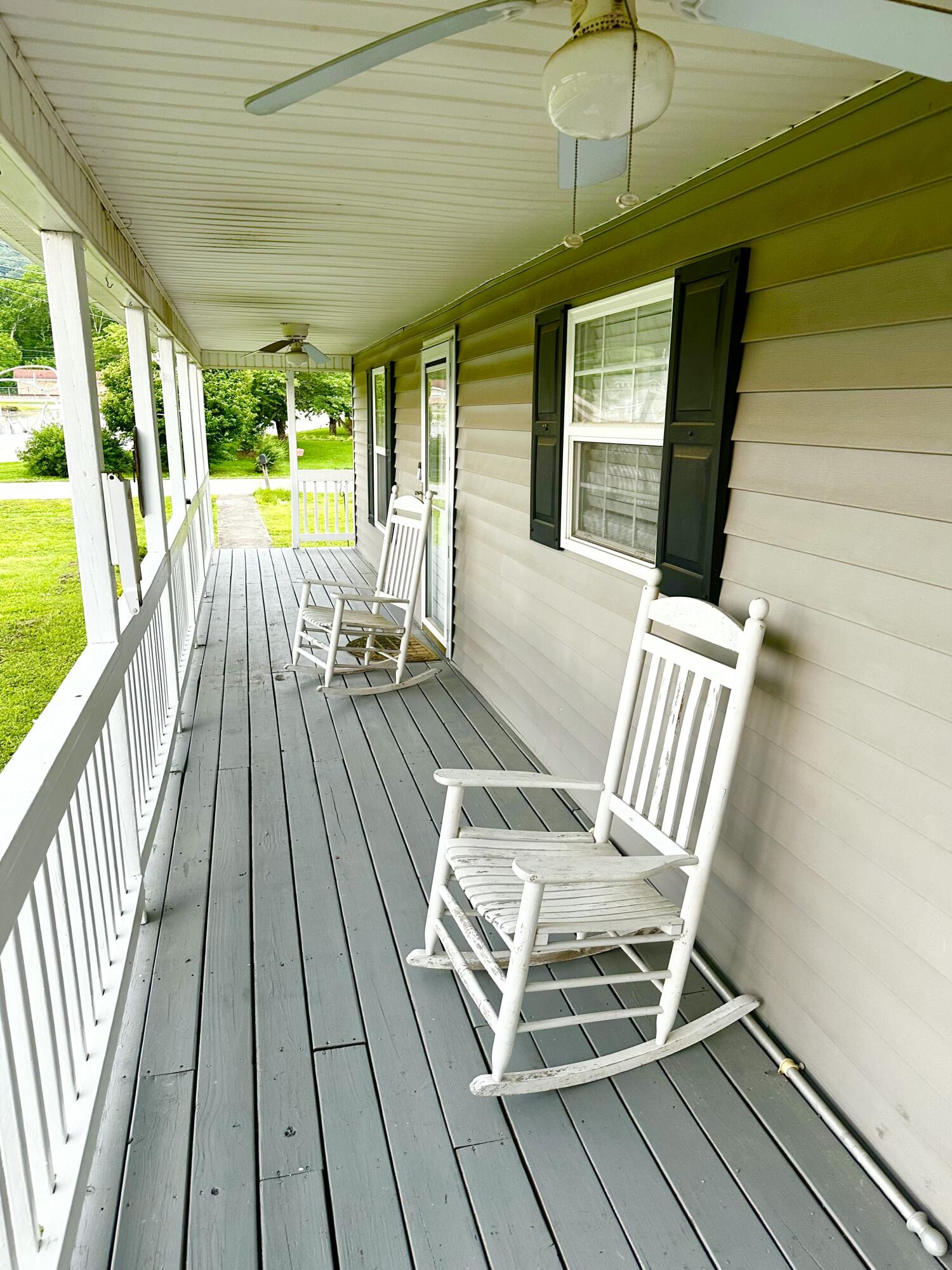 219 Igou Ferry Road Soddy Daisy, TN 37379 - Photo 11 of 55 IMG_8471