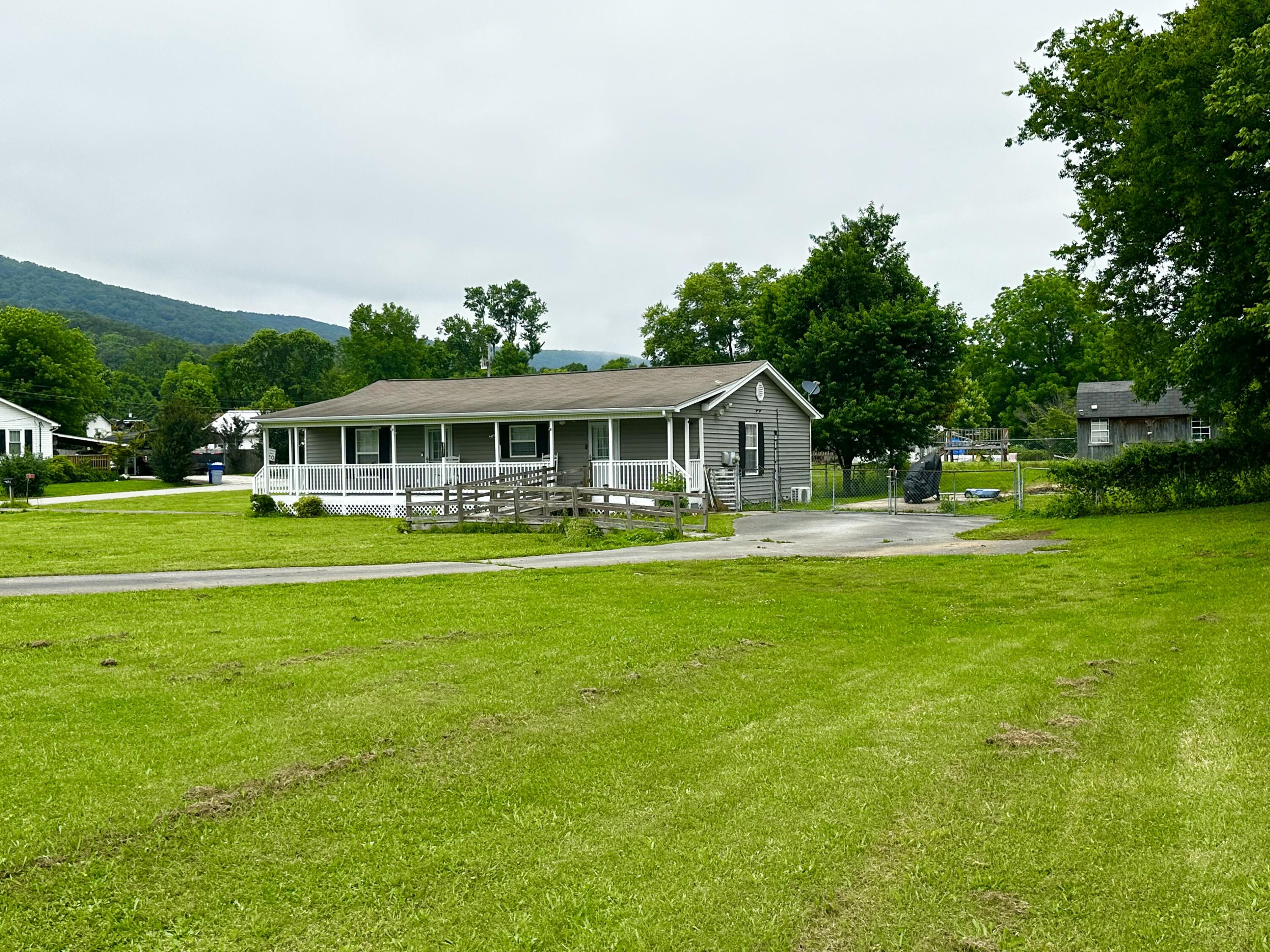 219 Igou Ferry Road Soddy Daisy, TN 37379 - Photo 18 of 55 IMG_8483
