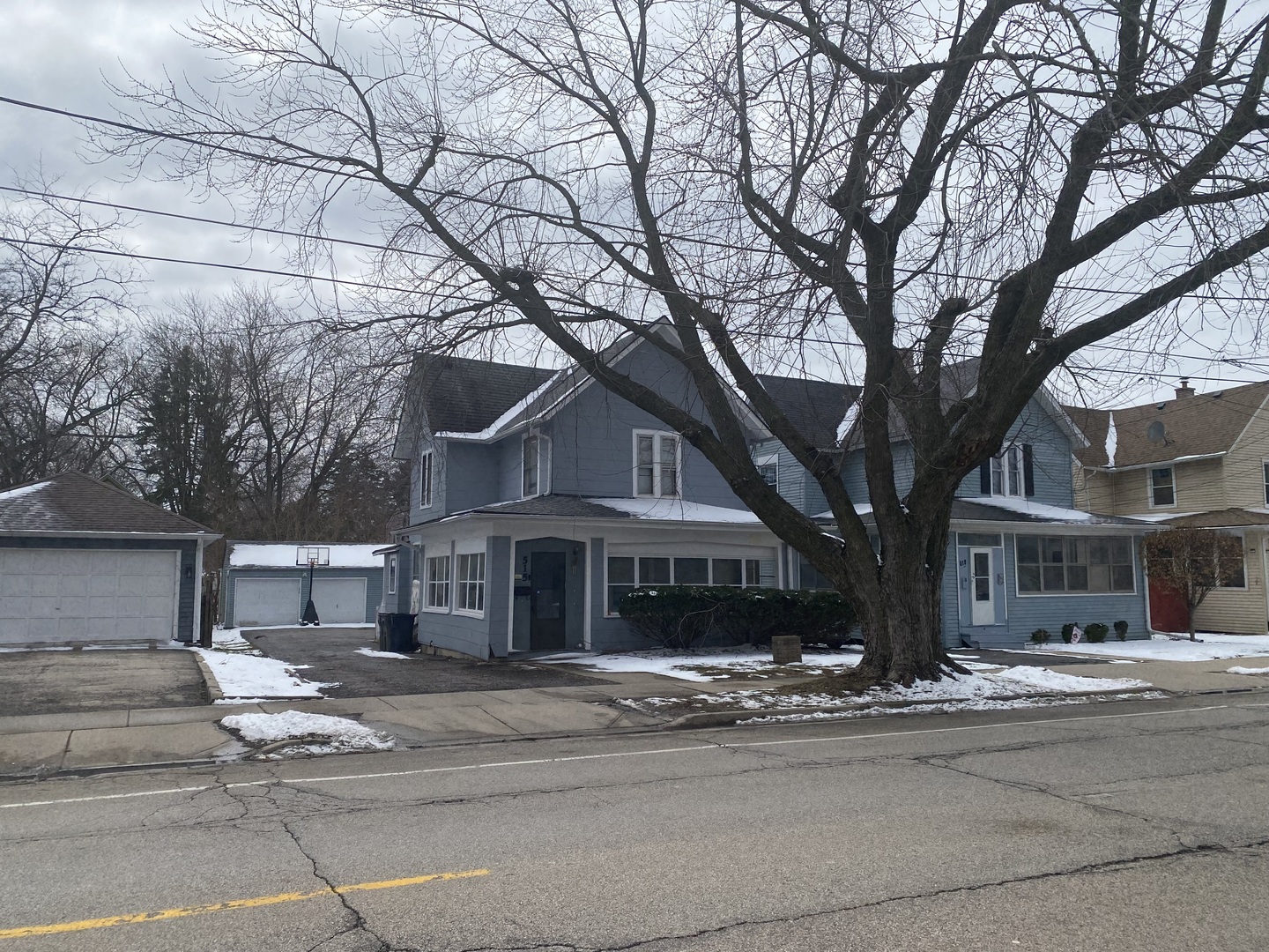515 Walnut Avenue Elgin, IL 60123 - Photo 1 of 18