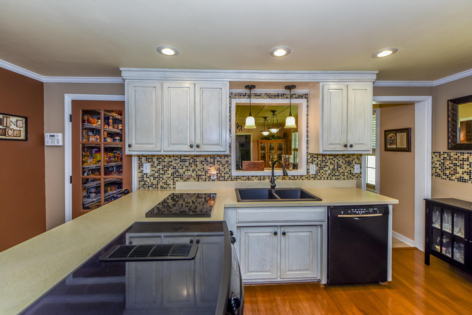 700 Heaton Road Greenback, TN 37742 - Photo 5 of 36 DSC_0744
