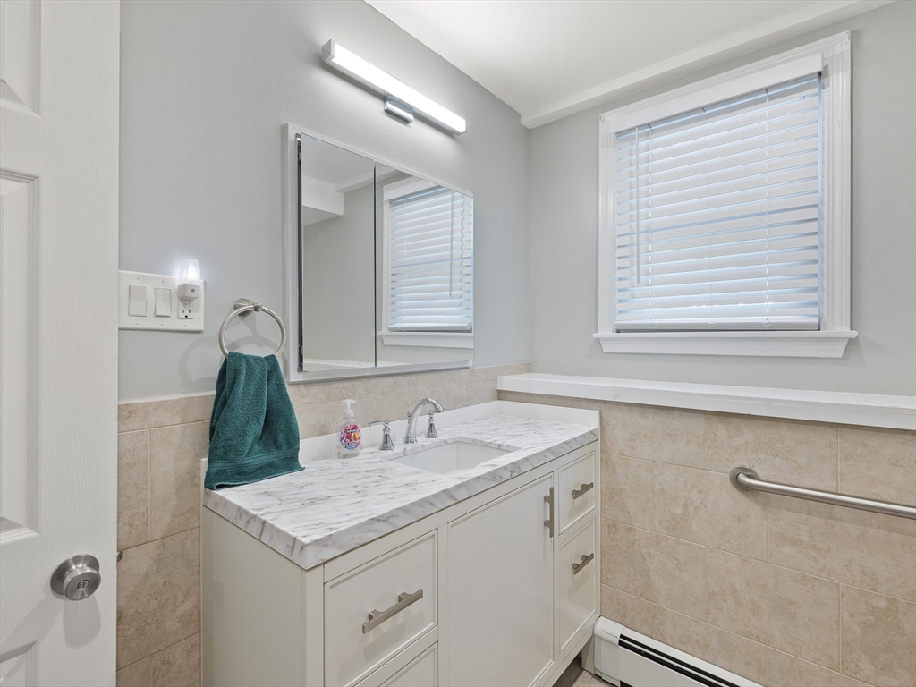 141 Parker Road Wakefield, MA 01880 - Photo 31 of 42 Gallery Image 31