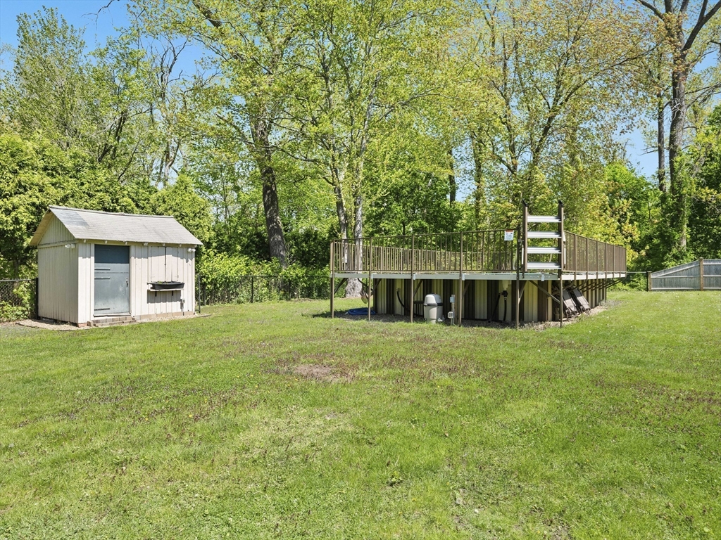 141 Parker Road Wakefield, MA 01880 - Photo 36 of 42 Gallery Image 36