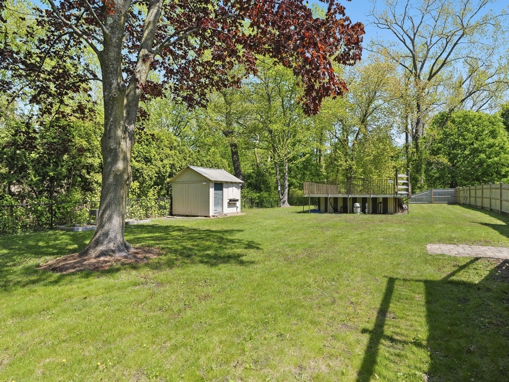 141 Parker Road Wakefield, MA 01880 - Photo 37 of 42 Gallery Image 37