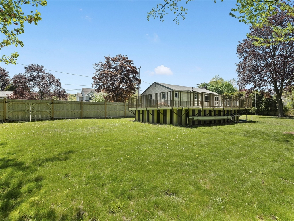 141 Parker Road Wakefield, MA 01880 - Photo 39 of 42 Gallery Image 39