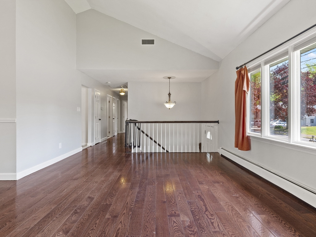 141 Parker Road Wakefield, MA 01880 - Photo 8 of 42 Gallery Image 8
