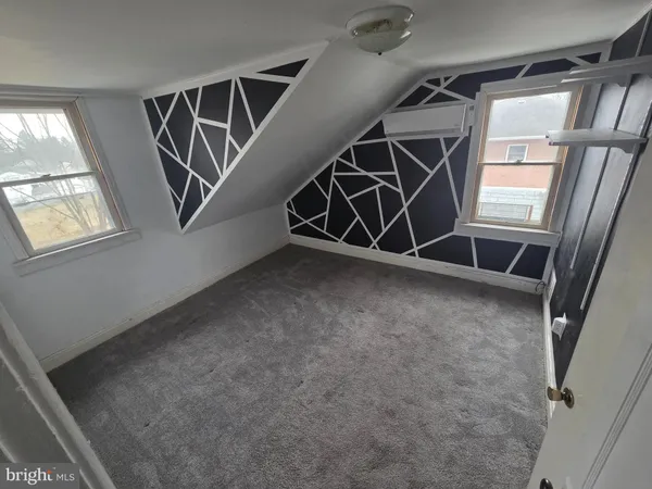 $2,000 | 4227 Cambridge Street, Harrisburg, PA 17109